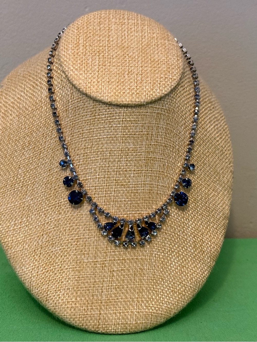 Vintage Rhinestone Elegant Navy Crystal Drop Necklace - Women Jewelry